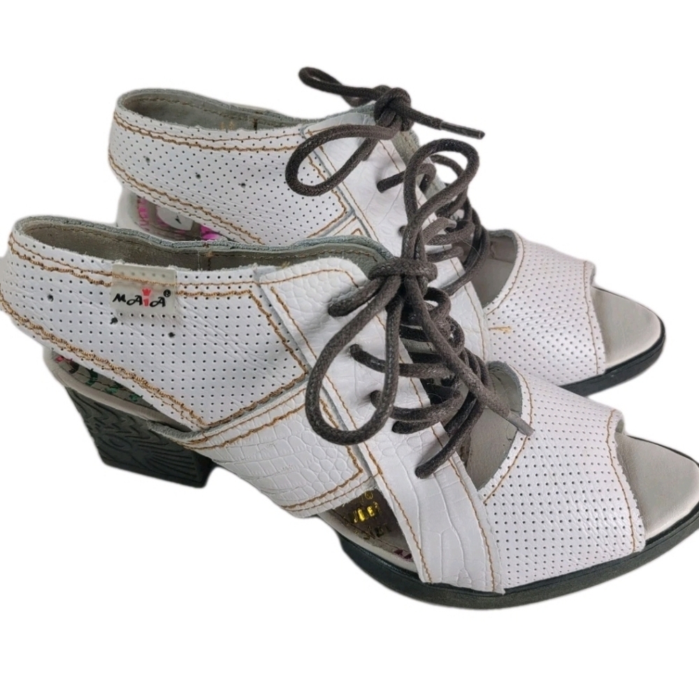 TMA Eyes Maia women's Sz 7 chunky heel lace-up sandals peep toe block heel